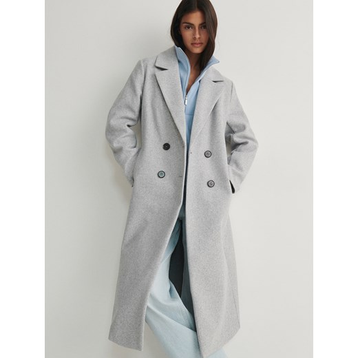 Reserved - Dwurzędowy płaszcz - jasnoszary ze sklepu Reserved w kategorii Płaszcze damskie - zdjęcie 169740589