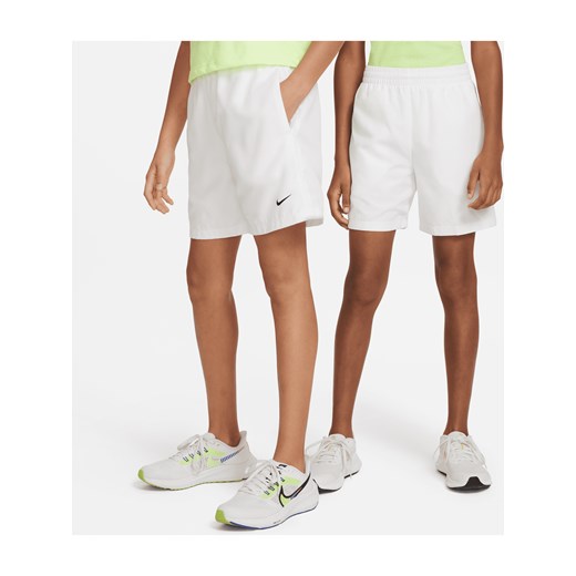 Spodenki treningowe dla dużych dzieci (chłopców) Nike Dri-FIT Multi - Biel ze sklepu Nike poland w kategorii Spodenki chłopięce - zdjęcie 169754389
