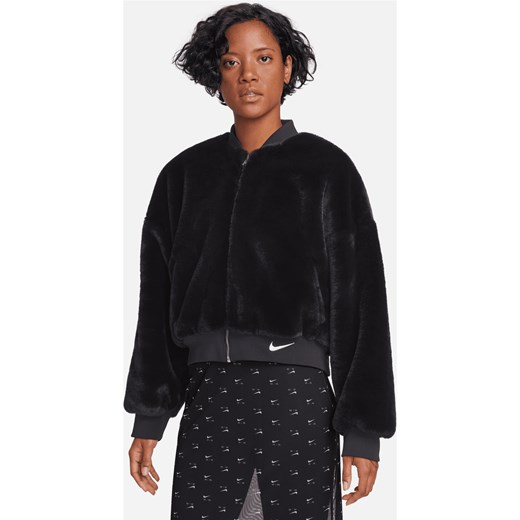 Damska dwustronna kurtka typu bomberka ze sztucznego futra Nike Sportswear - Nike XS (EU 32-34) Nike poland
