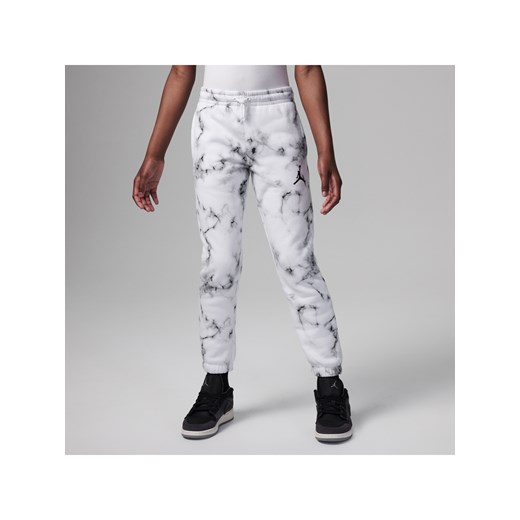 Spodnie dla dużych dzieci Jordan Essentials Printed Fleece Pants - Biel ze sklepu Nike poland w kategorii Spodnie dziewczęce - zdjęcie 169756268