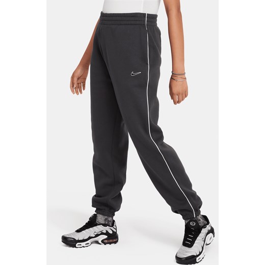 Dzianinowe spodnie o kroju oversize dla dużych dzieci (dziewcząt) Nike Sportswear - Szary ze sklepu Nike poland w kategorii Spodnie damskie - zdjęcie 169756709
