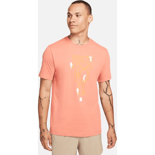 Męski T-shirt do fitnessu Nike - Brązowy ze sklepu Nike poland w kategorii T-shirty męskie - zdjęcie 169757689
