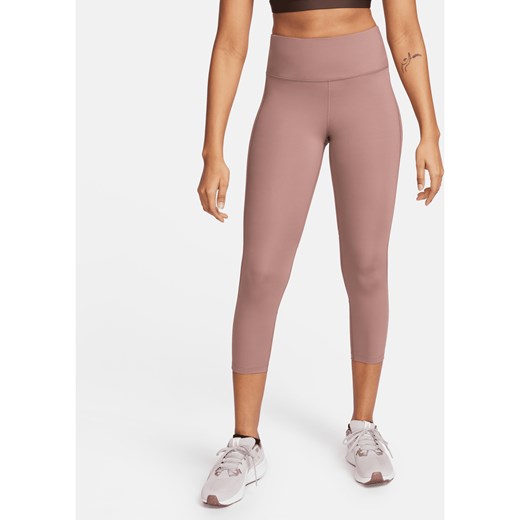 Damskie legginsy ze średnim stanem o skróconym kroju do biegania Nike Fast - Fiolet ze sklepu Nike poland w kategorii Spodnie damskie - zdjęcie 169757739
