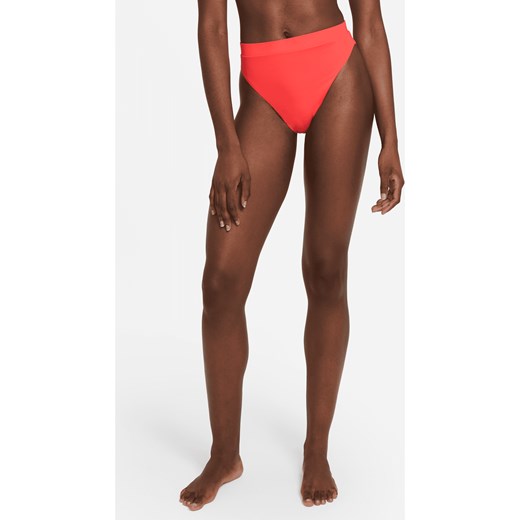 Dolna część damskiego stroju kąpielowego z wysokim stanem Nike Essential - Czerwony ze sklepu Nike poland w kategorii Stroje kąpielowe - zdjęcie 169757927