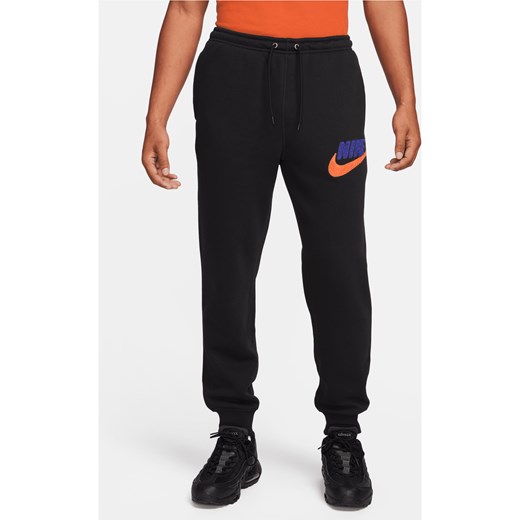 Męskie dzianinowe joggery Nike Club Fleece - Czerń ze sklepu Nike poland w kategorii Spodnie męskie - zdjęcie 169758275
