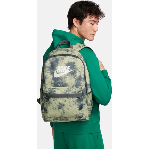 Plecak Nike Heritage (25 l) - Zieleń ze sklepu Nike poland w kategorii Plecaki - zdjęcie 169758425