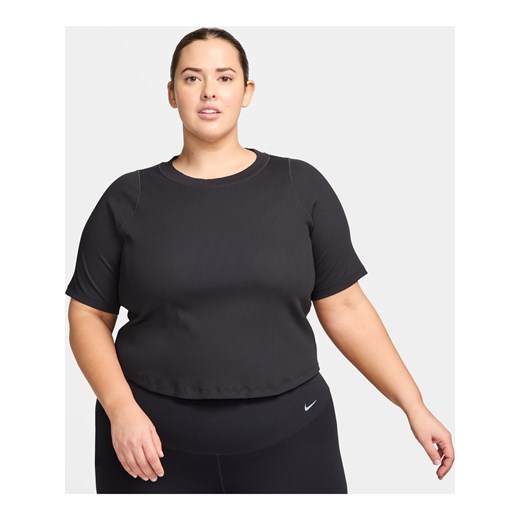 Damska koszulka o skróconym kroju z krótkim rękawem Dri-FIT Nike Zenvy Rib (duże rozmiary) - Czerń ze sklepu Nike poland w kategorii Bluzki damskie - zdjęcie 169758689