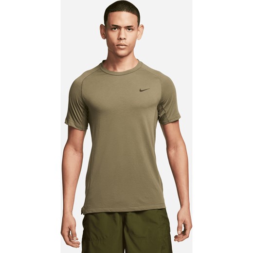 Męska koszulka z krótkim rękawem do fitnessu Dri-FIT Nike Flex Rep - Zieleń ze sklepu Nike poland w kategorii T-shirty męskie - zdjęcie 169758788