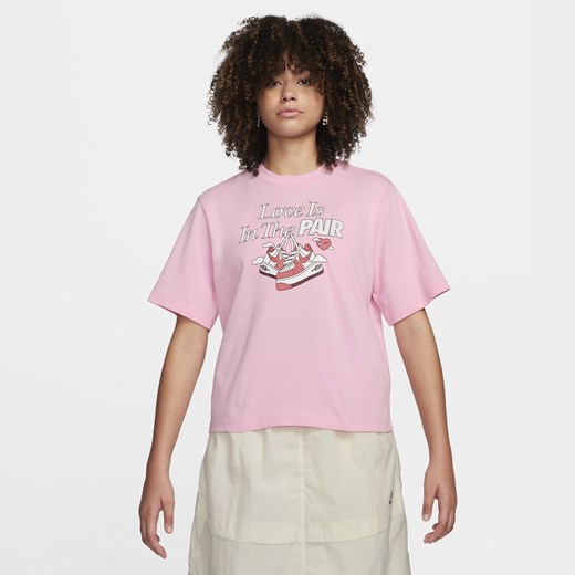 Bluzka damska Nike bawełniana z napisami z okrągłym dekoltem 