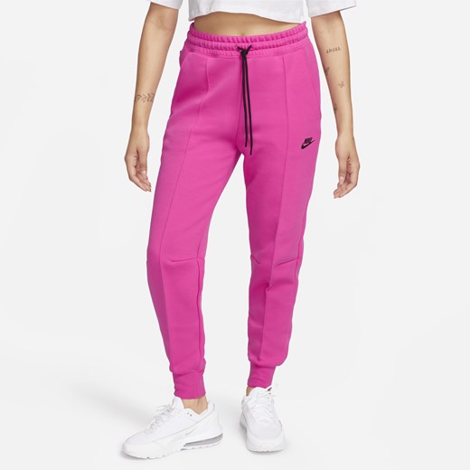 Damskie joggery ze średnim stanem Nike Sportswear Tech Fleece - Czerwony Nike XL (EU 48-50) Nike poland