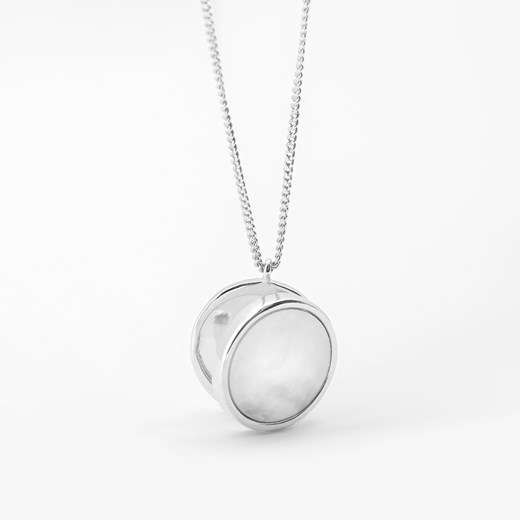 naszyjnik puzderko z masą perłową, srebrny ze sklepu ANIA KRUK w kategorii Naszyjniki - zdjęcie 169774985