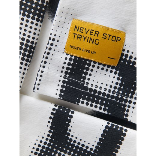 T-shirt chłopięce Reserved z krótkim rękawem 