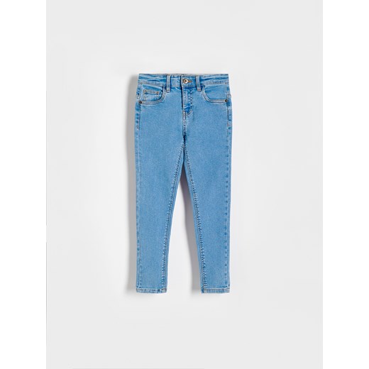 Reserved - Elastyczne jeansy slim - niebieski ze sklepu Reserved w kategorii Spodnie chłopięce - zdjęcie 169783545