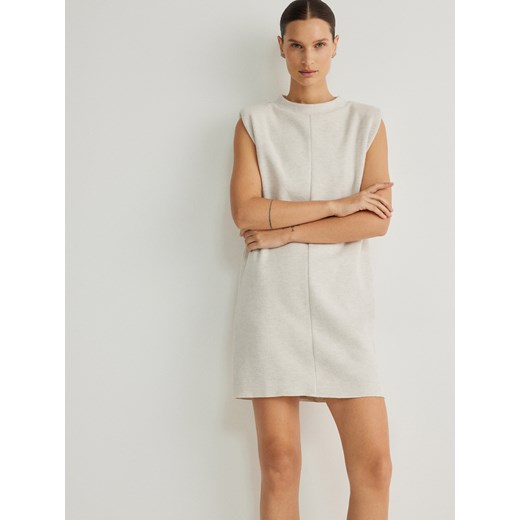 Reserved - Dzianinowa sukienka mini - beżowy ze sklepu Reserved w kategorii Sukienki - zdjęcie 169792068