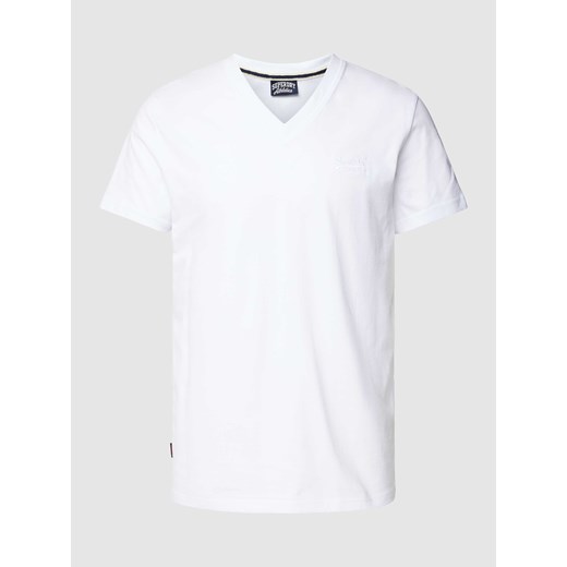 T-shirt z dekoltem w serek model ‘VINTAGE LOGO’ ze sklepu Peek&Cloppenburg  w kategorii T-shirty męskie - zdjęcie 169818109