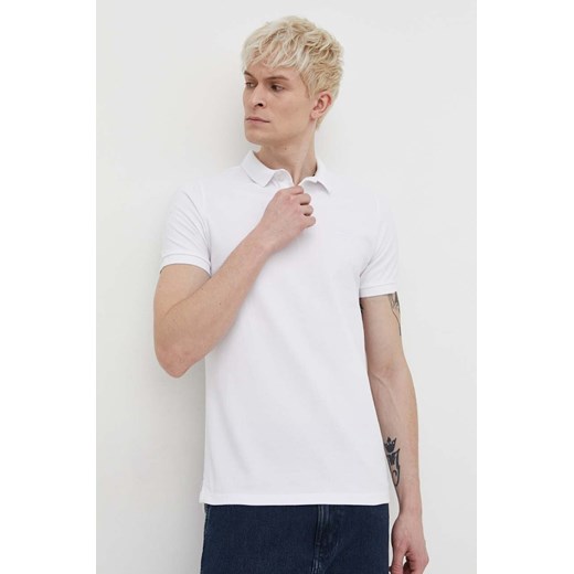 Superdry polo bawełniane kolor biały gładki ze sklepu ANSWEAR.com w kategorii T-shirty męskie - zdjęcie 169844516