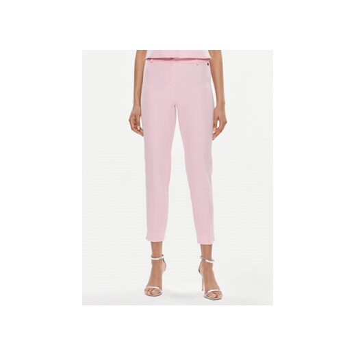 Maryley Spodnie materiałowe 24EB52Z/43OR Różowy Regular Fit ze sklepu MODIVO w kategorii Spodnie damskie - zdjęcie 169846848