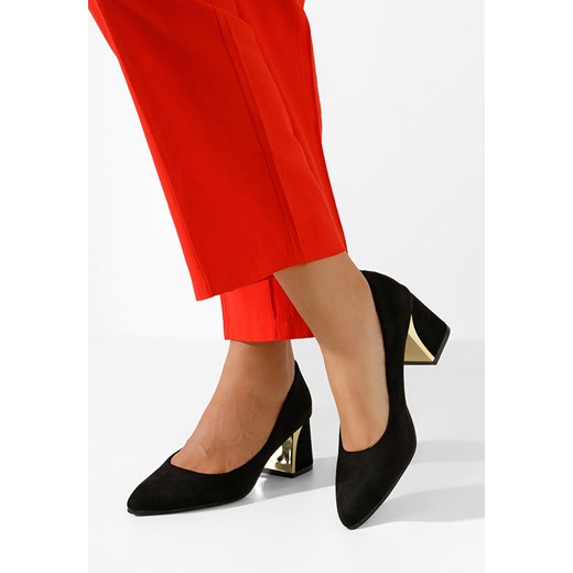 Czarne czółenka na słupku Clarisse V2 ze sklepu Zapatos w kategorii Czółenka - zdjęcie 169849975