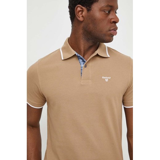 Barbour polo bawełniane kolor beżowy gładki ze sklepu PRM w kategorii T-shirty męskie - zdjęcie 169850508