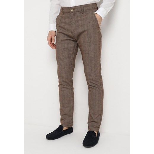 Ciemnobeżowe Materiałowe Spodnie w Kratę z Kieszeniami Wera ze sklepu Born2be Odzież w kategorii Spodnie męskie - zdjęcie 169860679