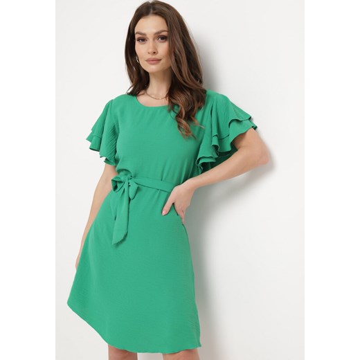Zielona Sukienka Mini z Krótkim Rękawem Rozkloszowana z Paskiem i Falbanami na Rękawie Silvaina ze sklepu Born2be Odzież w kategorii Sukienki - zdjęcie 169867859