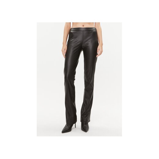 Marciano Guess Spodnie z imitacji skóry 3BGB18 9645Z Czarny Regular Fit ze sklepu MODIVO w kategorii Spodnie damskie - zdjęcie 169871255