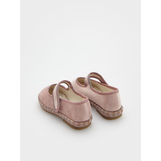 Balerinki dziecięce Reserved na lato na rzepy 