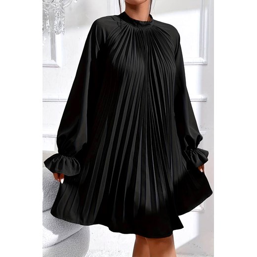 Czarna sukienka IVET z długimi rękawami mini z okrągłym dekoltem 