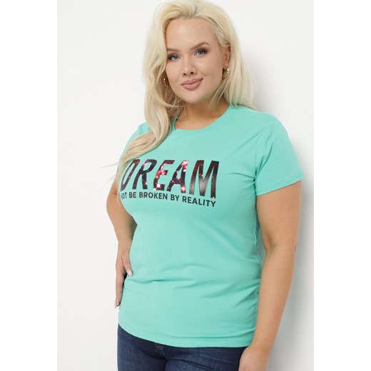 Zielony T-shirt z Bawełny Ozdobiony Napisem Niralle ze sklepu Born2be Odzież w kategorii Bluzki damskie - zdjęcie 169892659