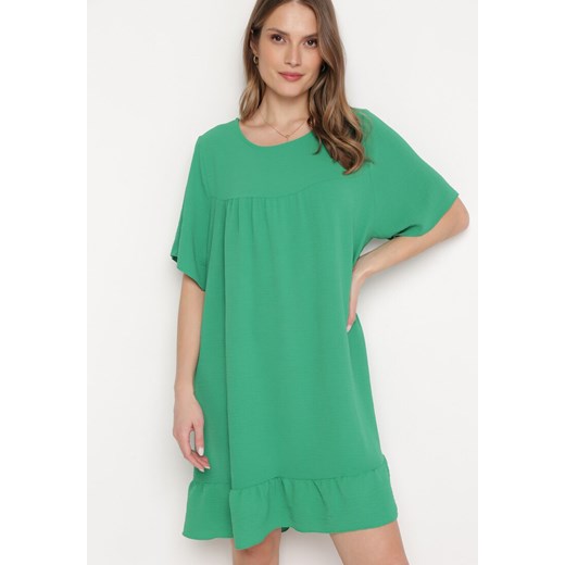 Zielona Sukienka z Falbanką o Rozkloszowanym Fasonie Mini Kerminna ze sklepu Born2be Odzież w kategorii Sukienki - zdjęcie 169892848