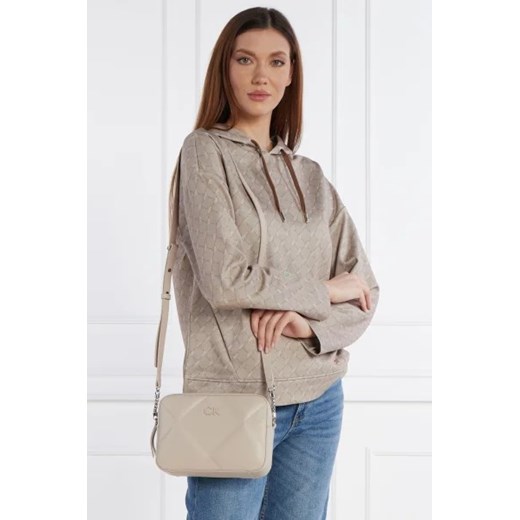 Calvin Klein Listonoszka Calvin Klein OS okazyjna cena Gomez Fashion Store