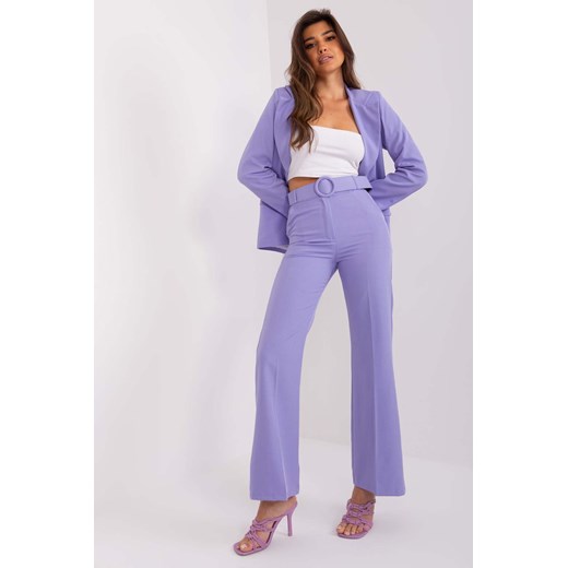 Fioletowe materiałowe spodnie damskie w kant ze sklepu 5.10.15 w kategorii Spodnie damskie - zdjęcie 169960445