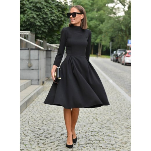 Sukienka ze stójką czarna ze sklepu forseti.net.pl w kategorii Sukienki - zdjęcie 169960976