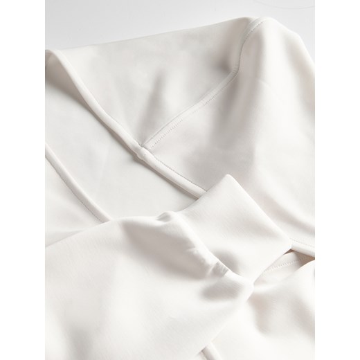 Bluza dziewczęca Reserved na wiosnę 