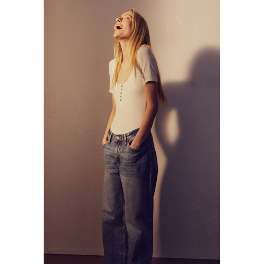 H & M - Body thong z guzikami - Biały ze sklepu H&M w kategorii Bluzki damskie - zdjęcie 169992125