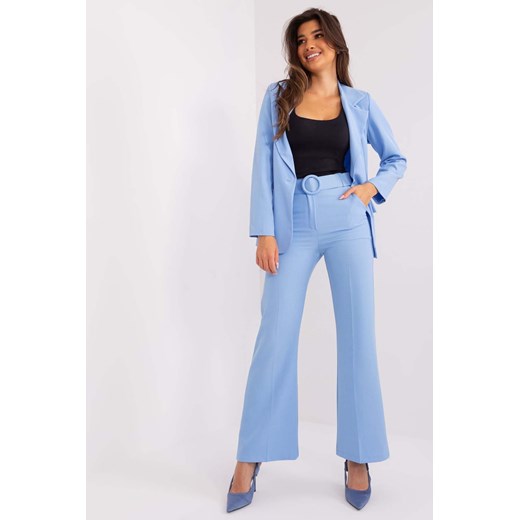 Jasnoniebieskie garniturowe spodnie damskie z kieszeniami ze sklepu 5.10.15 w kategorii Spodnie damskie - zdjęcie 169994225