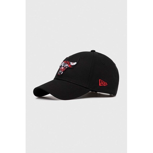 New Era czapka z daszkiem bawełniana kolor czarny z aplikacją CHICAGO BULLS ze sklepu PRM w kategorii Czapki z daszkiem damskie - zdjęcie 170039419