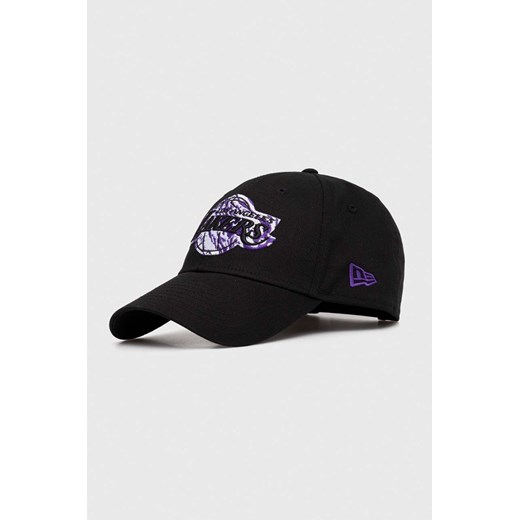 New Era czapka z daszkiem bawełniana kolor czarny z aplikacją LOS ANGELES LAKERS ze sklepu PRM w kategorii Czapki z daszkiem damskie - zdjęcie 170039427