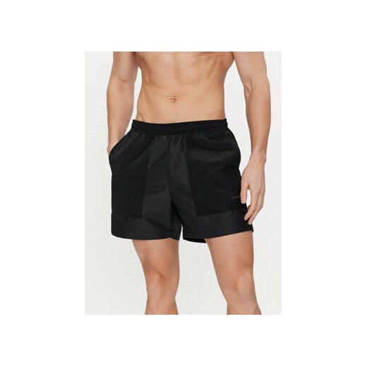 Calvin Klein Swimwear Szorty kąpielowe KM0KM00951 Czarny Regular Fit ze sklepu MODIVO w kategorii Kąpielówki - zdjęcie 170045296
