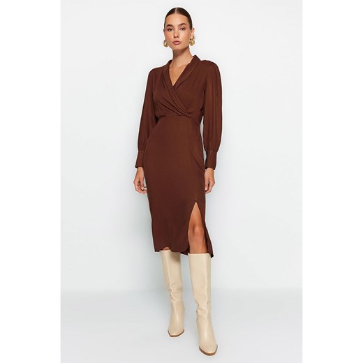 trendyol Sukienka w kolorze brązowym ze sklepu Limango Polska w kategorii Sukienki - zdjęcie 170050159