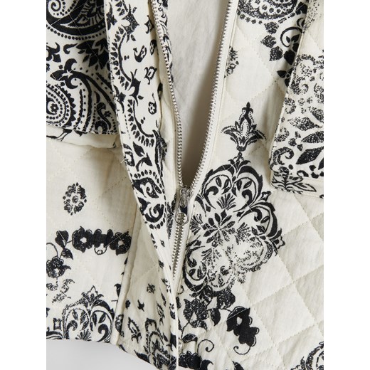 Kurtka damska Reserved w abstrakcyjne wzory bez kaptura jesienna krótka 