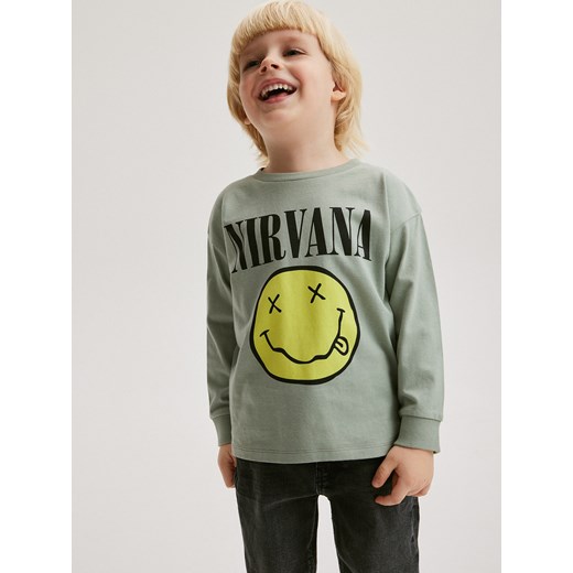 Reserved - Longsleeve oversize Nirvana - jasnozielony ze sklepu Reserved w kategorii T-shirty chłopięce - zdjęcie 170052605