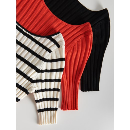 Sukienka Reserved z krótkim rękawem midi z okrągłym dekoltem 