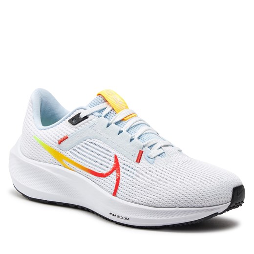Buty sportowe damskie białe Nike zoom wiosenne płaskie