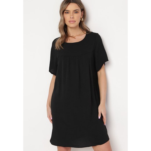 Czarna Klasyczna Sukienka Mini Trapezowa z Krótkim Rękawem Ifilva ze sklepu Born2be Odzież w kategorii Sukienki - zdjęcie 170060006
