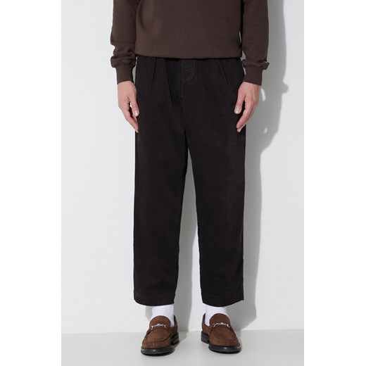 Universal Works spodnie sztruksowe PLEATED TRACK PANT kolor brązowy proste 29519 ze sklepu PRM w kategorii Spodnie męskie - zdjęcie 170064779