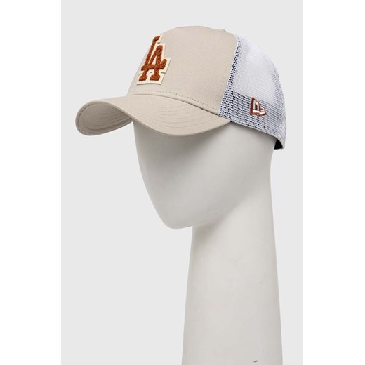 New Era czapka z daszkiem kolor beżowy z aplikacją LOS ANGELES DODGERS ze sklepu PRM w kategorii Czapki z daszkiem damskie - zdjęcie 170064868