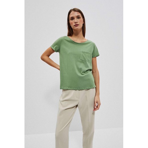 Bawełniany oliwkowy t-shirt damski z kieszonką ze sklepu 5.10.15 w kategorii Bluzki damskie - zdjęcie 170073245