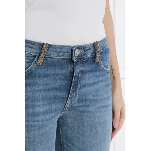 Guess jeansy damskie bawełniane w miejskim stylu 