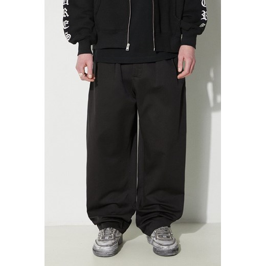 Universal Works spodnie bawełniane Double Pleat Pant kolor czarny proste 133.BLACK ze sklepu PRM w kategorii Spodnie męskie - zdjęcie 170121555
